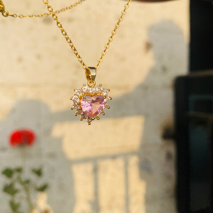 Collar de Corazón Rosa